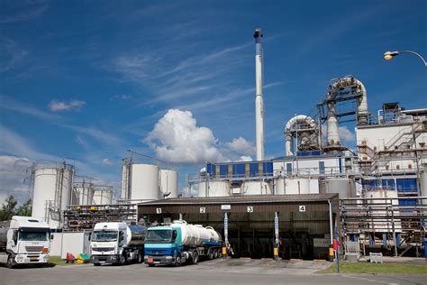 usine canal courrieres feu